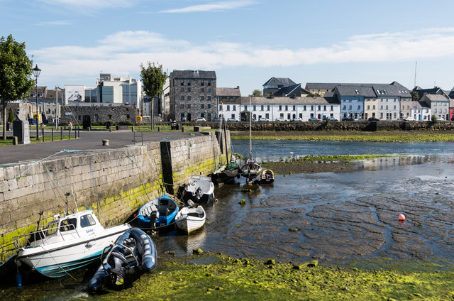 Claddagh Quay © Ian Capper Cc-by-sa 2.0 :: Geograph Britain And Ireland