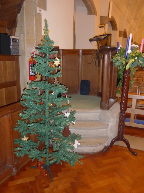 St Christopher, Wey Hill: festive decorations (4)
