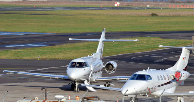CS-DRP and D-IAAW, George Best Belfast City Airport (January 2015)