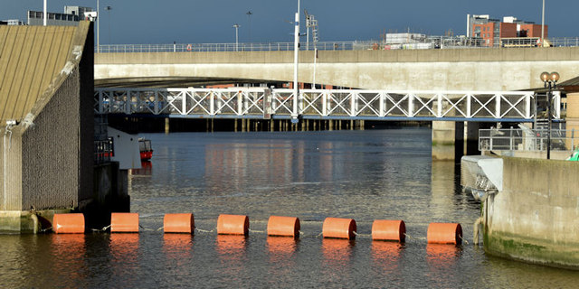 The Lagan Weir footbridge, Belfast - January 2015(2)