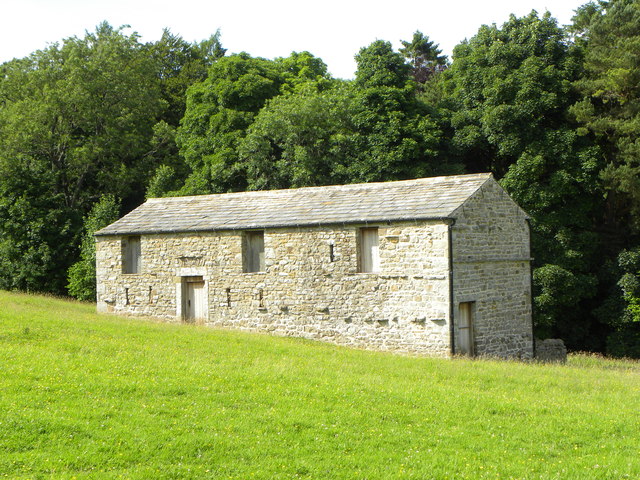 Field barn near Birk Park