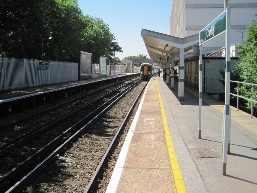 Crawley railway station, Sussex � Nigel Thompson cc-by-sa/