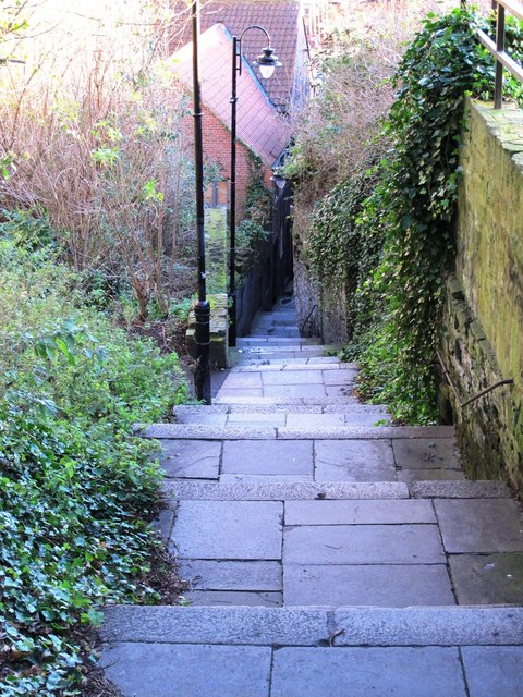 Steps between Queens Lane and Close, NE1