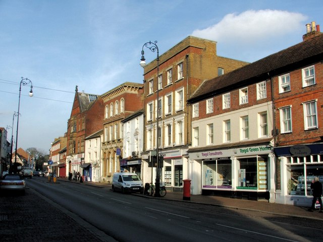 High Street, Tonbridge © Chris Whippet cc-by-sa/2.0 :: Geograph Britain ...