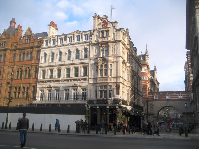 Westminster: The Red Lion