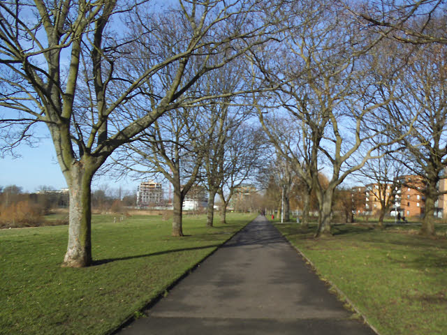 Path in Sutcliffe Park