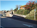 Pedestrian ramp and gateway to Alberta Court, Teignmouth