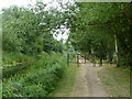 Towpath barrier, Slough Arm, Grand Union Canal