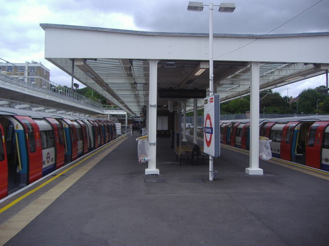 Covered area at Stanmore Station platform