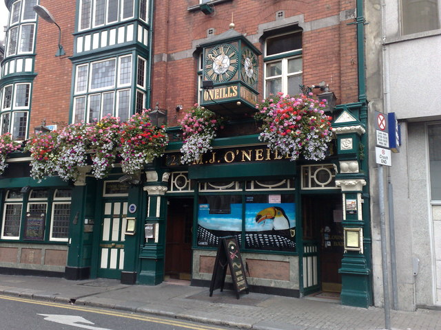 Dublin: O'Neill's Bar and Restaurant © Jonathan Hutchins :: Geograph ...