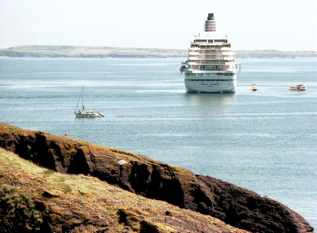 The "Crystal Symphony", Dunmore East (July 2005)