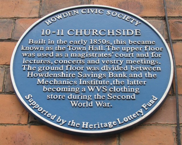 Nos 10 &11, Churchside, blue plaque
