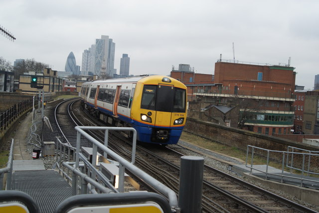 View of a London Overground train arriving at Hoxton station