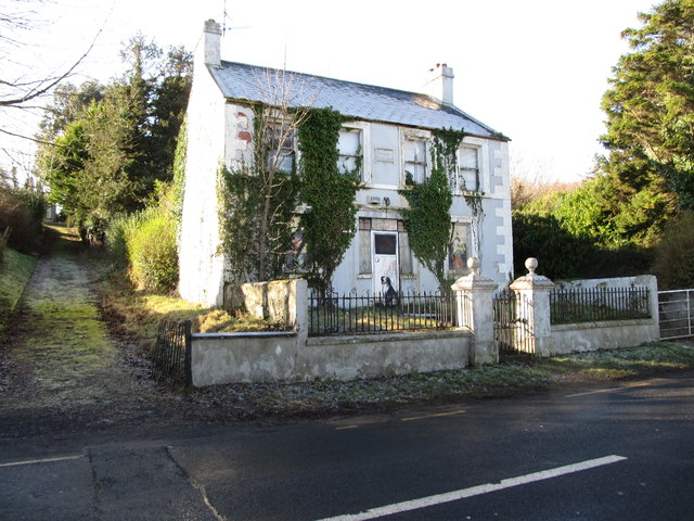 Oberon Villa, Main Street, Omeath © Eric Jones :: Geograph Ireland