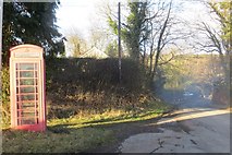 NO0720 : Telephone box, Milltown of Aberdalgie by Richard Webb