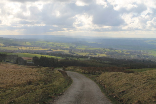 View towards Llanybydder