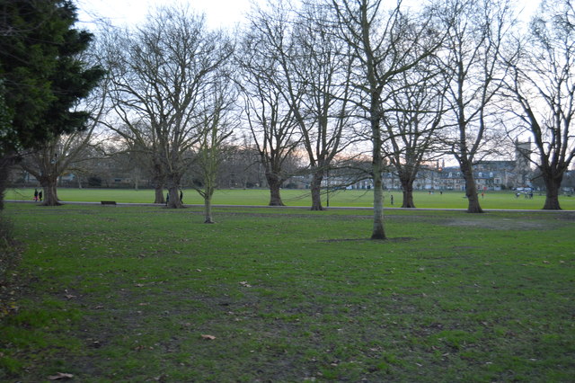 Jesus Green © N Chadwick cc-by-sa/2.0 :: Geograph Britain and Ireland