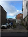 Looking from the High Street towards Swan Yard