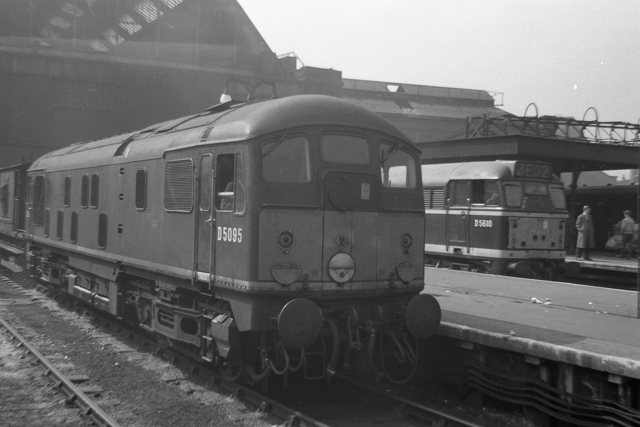 Diesel locomotives at Kings Cross railway station