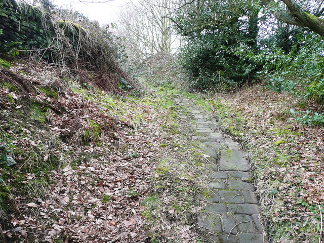 Moor End Lane to the west of Pickwood Lane