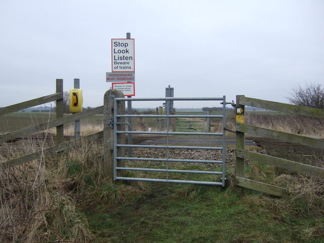 Bridleway level crossing, Leconfield Low... © JThomas :: Geograph ...