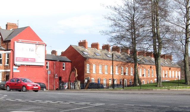 Dromara Street off Lower Ormeau Road © Eric Jones cc-by-sa/2.0 ...