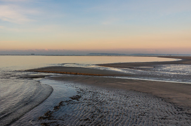 low-tide-off-west-wittering-ian-capper-cc-by-sa-2-0-geograph