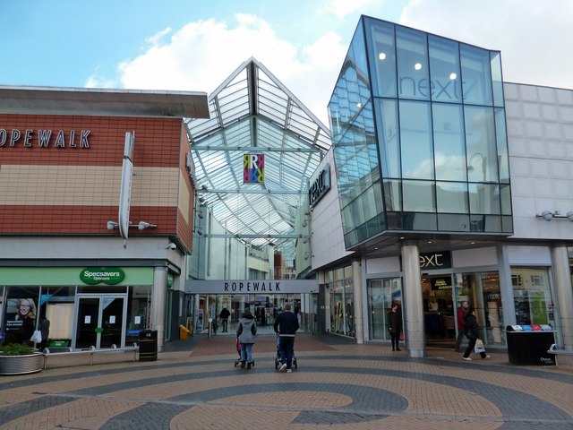 Nuneaton-Ropewalk Shopping Centre © Ian Rob cc-by-sa/2.0 :: Geograph ...