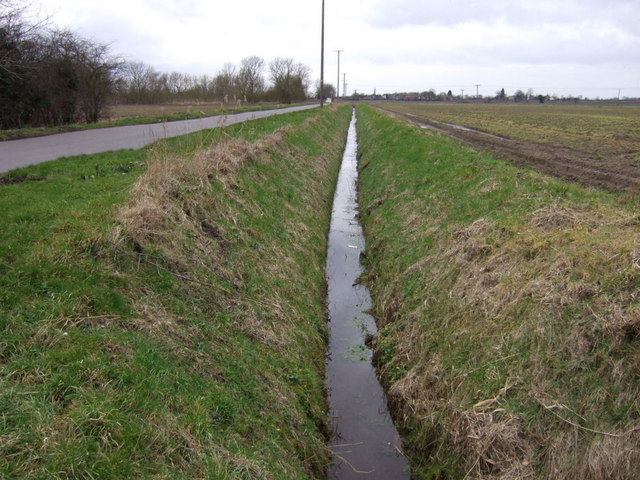 Lound Road Drain © JThomas :: Geograph Britain and Ireland