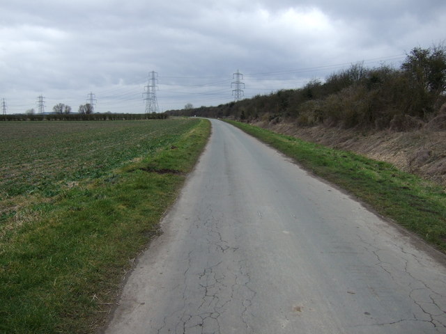 Owston Ferry Road © Jthomas Geograph Britain And Ireland 5686