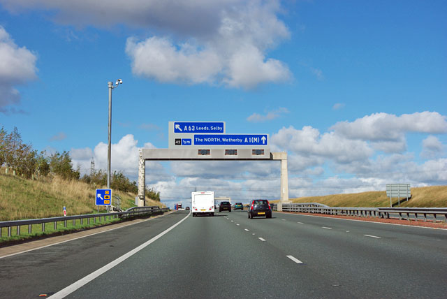 A1(M) - junction 42 in 1/2 mile © Robin Webster :: Geograph Britain and ...