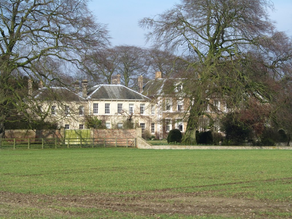 Hotham Hall © Gordon Hatton cc-by-sa/2.0 :: Geograph Britain and Ireland