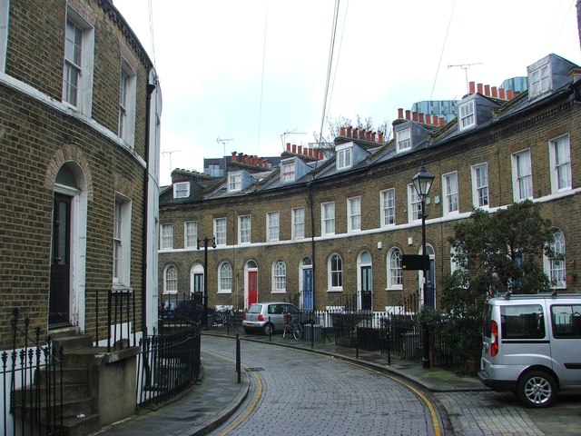 Keystone Crescent, Kings Cross © Chris Whippet cc-by-sa/2.0 :: Geograph ...