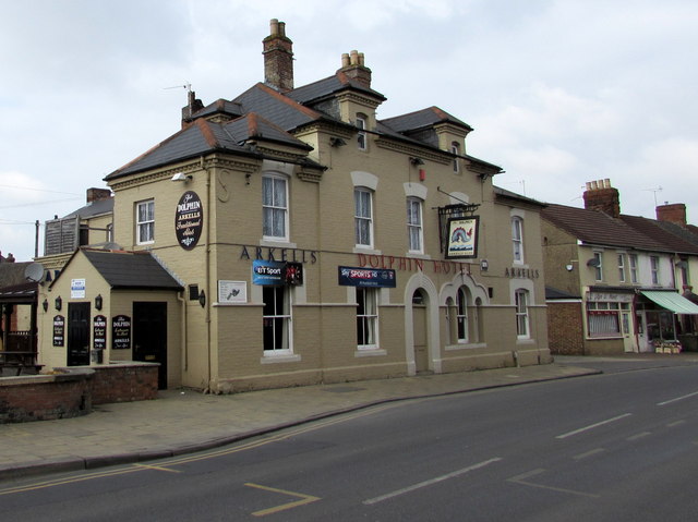 The Dolphin (or Dolphin Hotel) Swindon © Jaggery cc-by-sa/2.0 ...