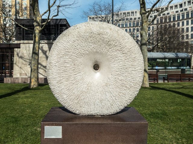 Vanishing Point Sculpture, Canary Wharf, London E1