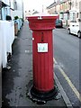 Victorian post box, Norfolk Road, Milton