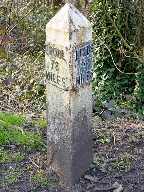 Leeds and Liverpool Canal, Milepost at Whitefield