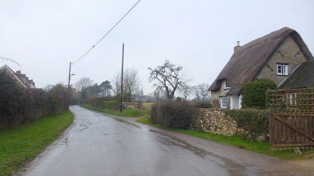 Witney Lane, looking towards Leafield © Jonathan Billinger :: Geograph ...