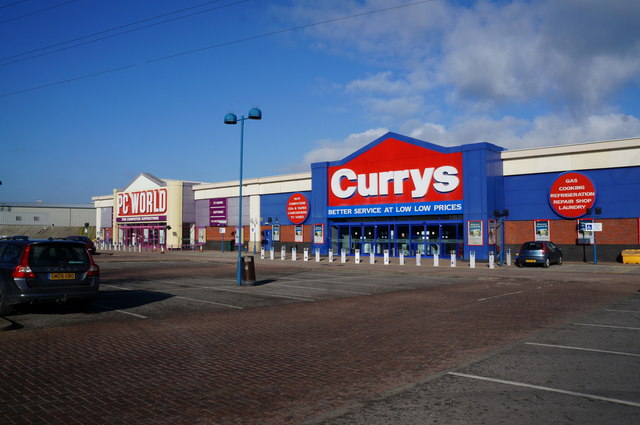 PC World & Currys on Clough Road, Hull