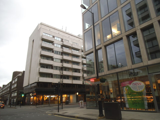 Blocks on the corner of Baker Street and George Street