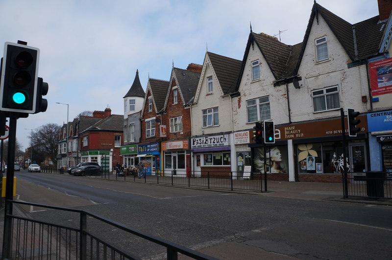 Businesses on Beverley Road, Hull © Ian S cc-by-sa/2.0 :: Geograph ...