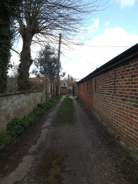 Track to Church Terrace Cottage