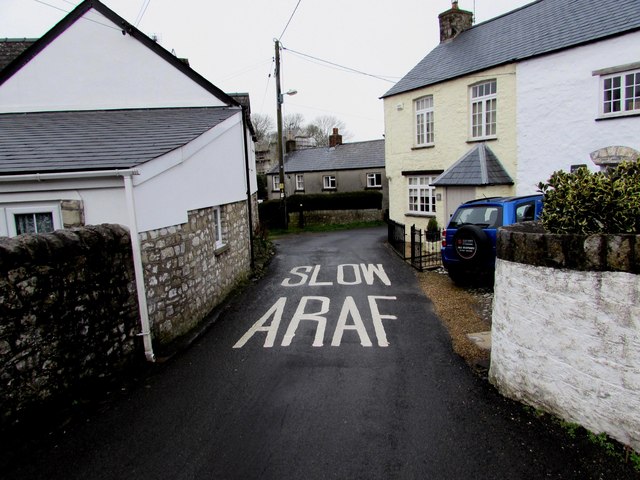 Welsh and English sign on Turkey Street, Llantwit Major