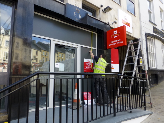 royal-mail-customer-service-point-omagh-kenneth-allen-geograph