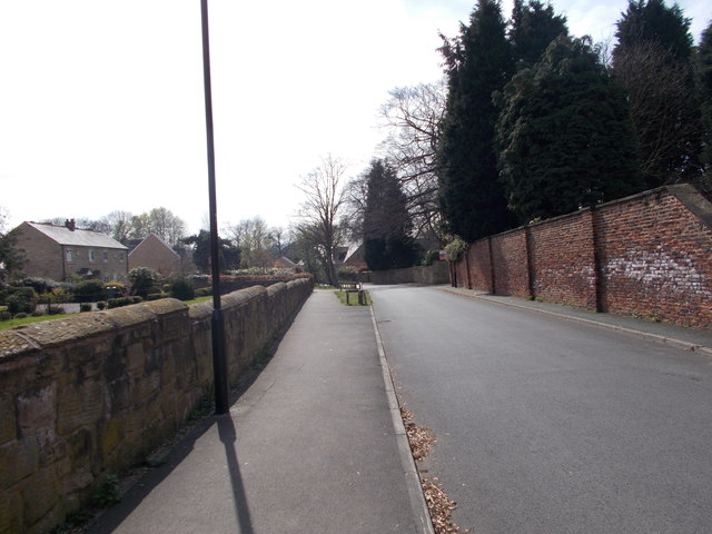 Farrer Lane - viewed from Stonecroft Court
