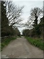 Permissive path along track, Bledlow