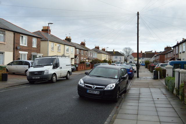 Edgeware Rd © N Chadwick cc-by-sa/2.0 :: Geograph Britain and Ireland