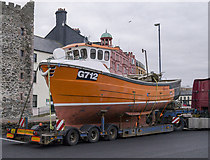J5082 : Boat delivery, Bangor by Rossographer