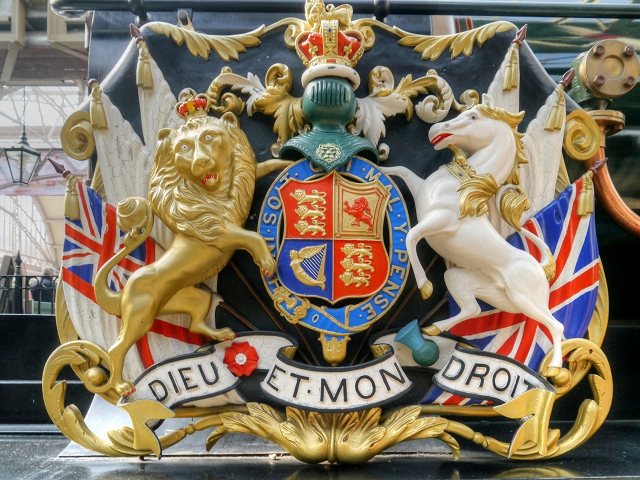 The Queen's Coat of Arms at Windsor... © David Dixon :: Geograph ...