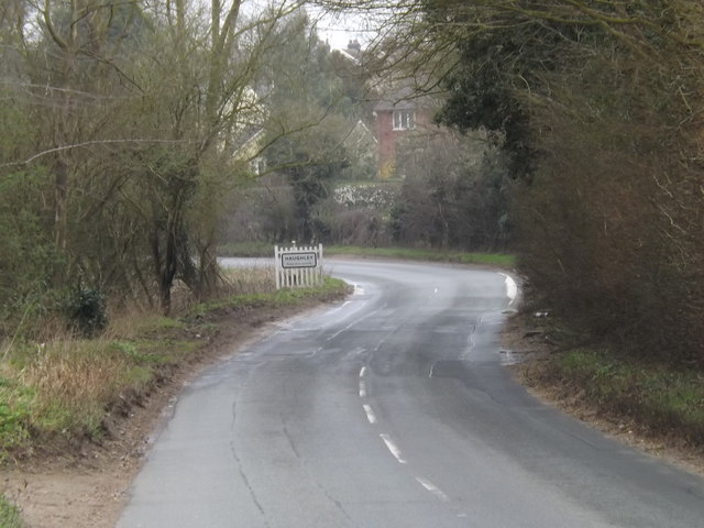 Entering Haughley on Fishponds Way